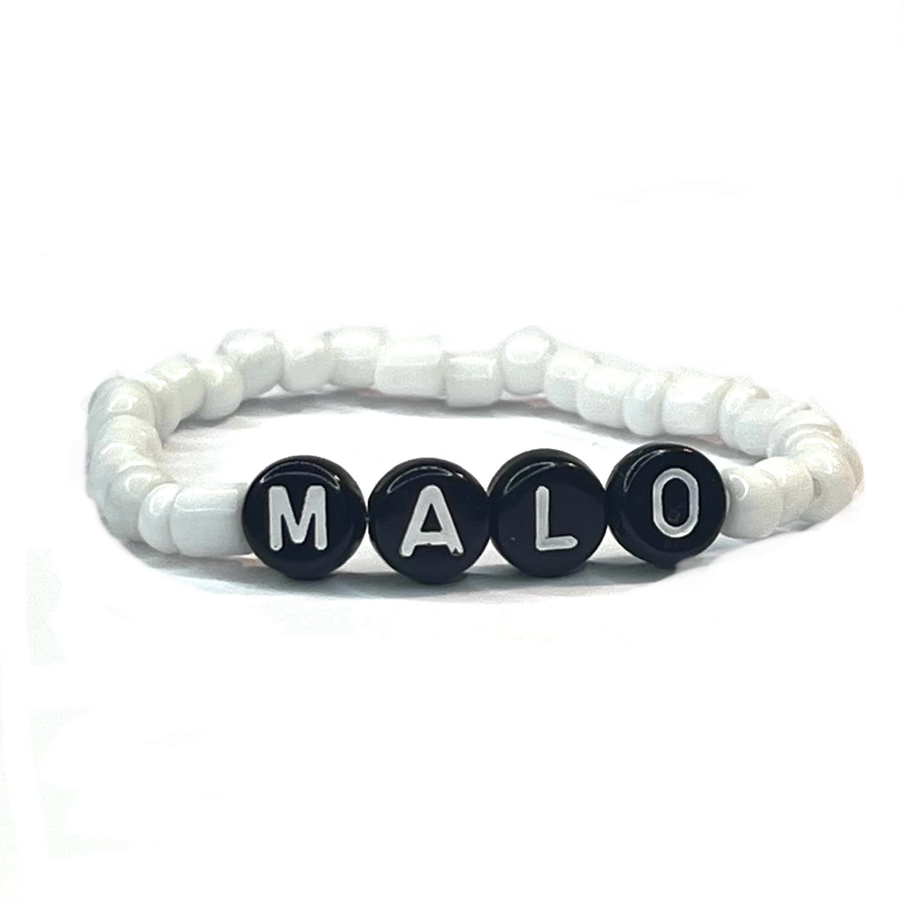 Bracelet garçon Robby en perles Tchèque blanc conçu sur mesure avec des perles de 4 mm